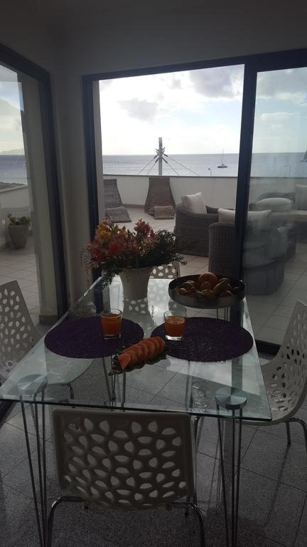 V.I.P. Baia Apartment Machico  Exterior photo