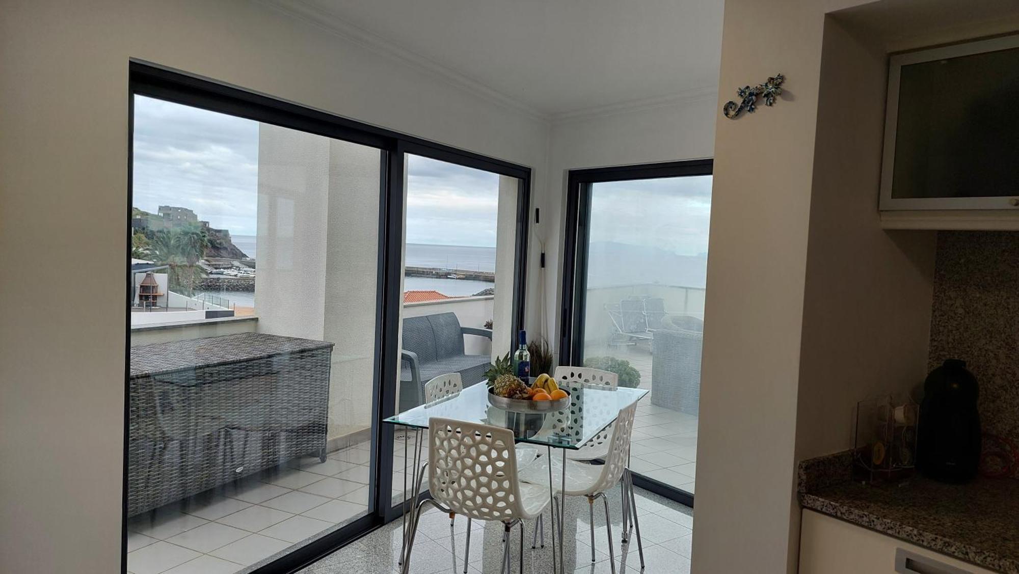 V.I.P. Baia Apartment Machico  Exterior photo