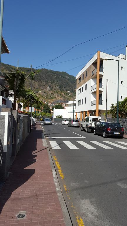 V.I.P. Baia Apartment Machico  Exterior photo