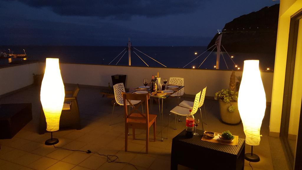 V.I.P. Baia Apartment Machico  Exterior photo